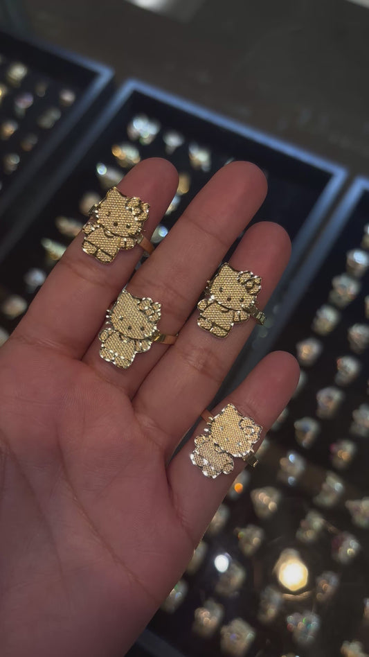 14k Hello Kitty Waving Ring