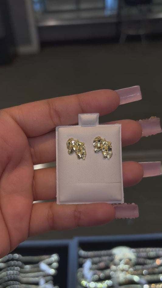 10k Md Nugget Earrings